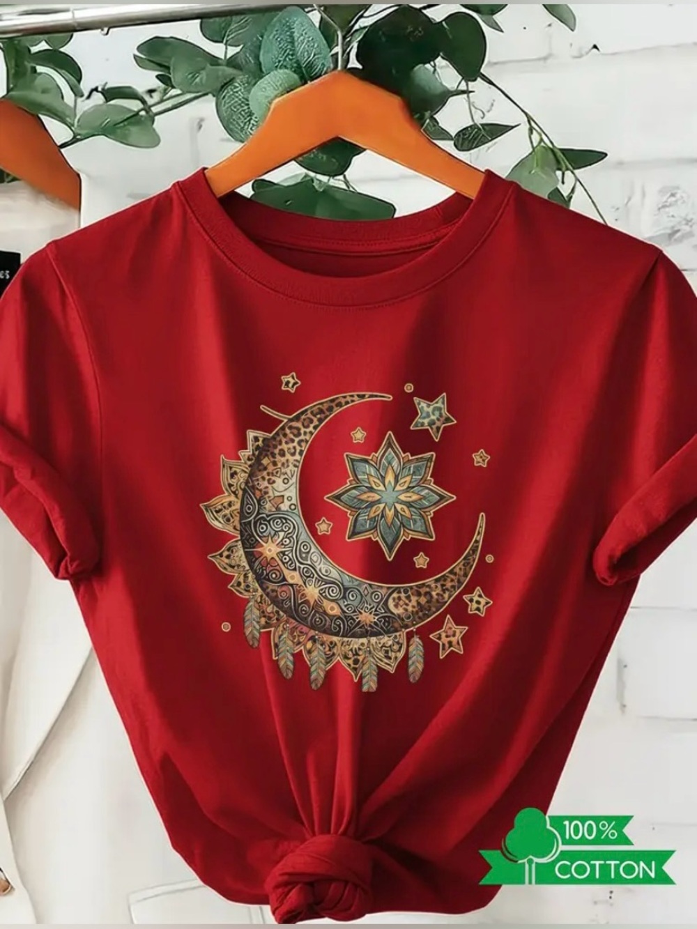 Boho Women’s Beautiful Moon with Star Vibrant Red T-shirt